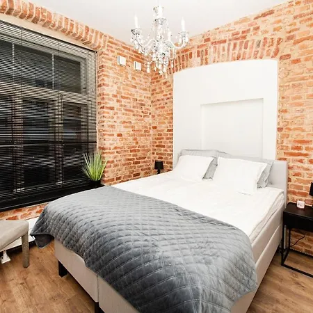 Old Town Luxury With Sauna *