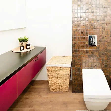 Old Town Luxury With Sauna Apartamento *