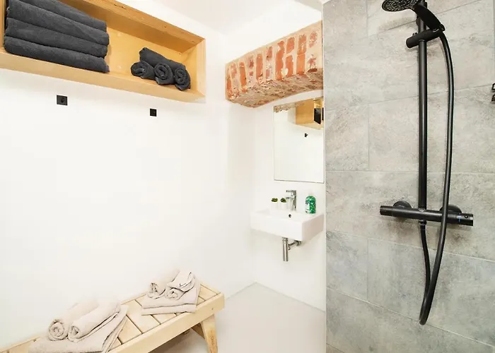 Old Town Luxury With Sauna Apartamento